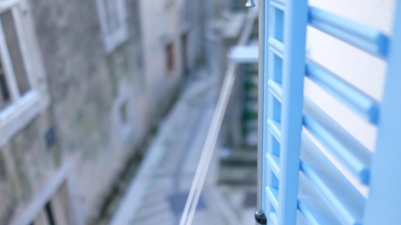 Apartments Blue Lavender Đảo Đảo Cres Ngoại thất bức ảnh
