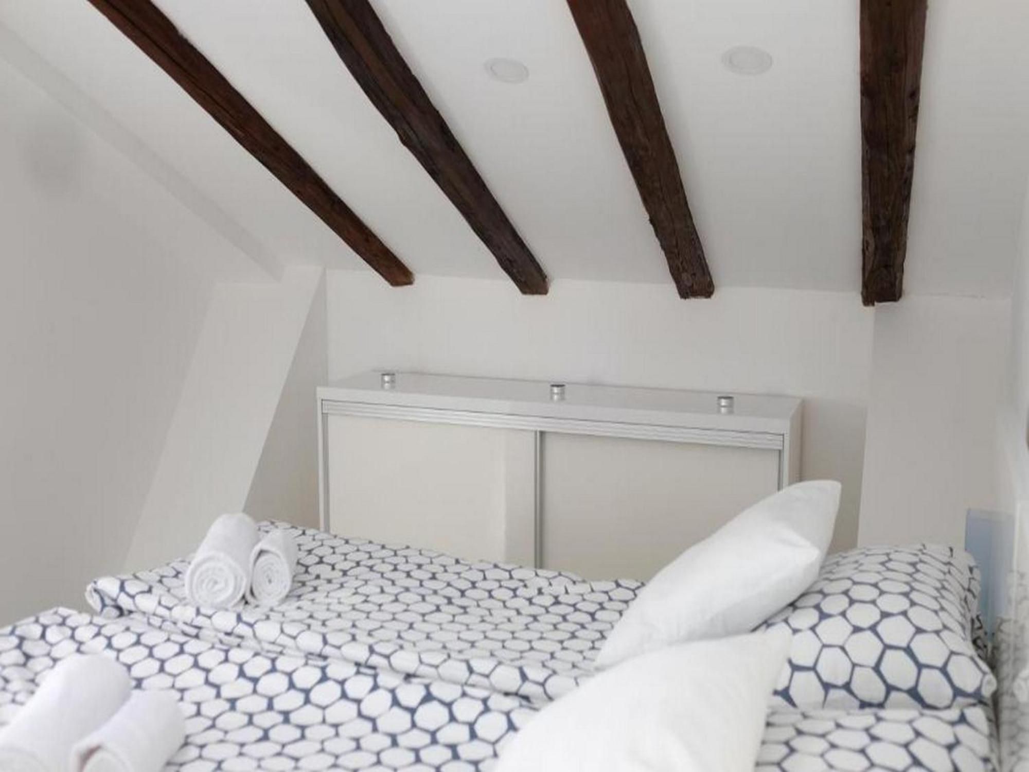 Apartments Blue Lavender Đảo Đảo Cres Phòng bức ảnh